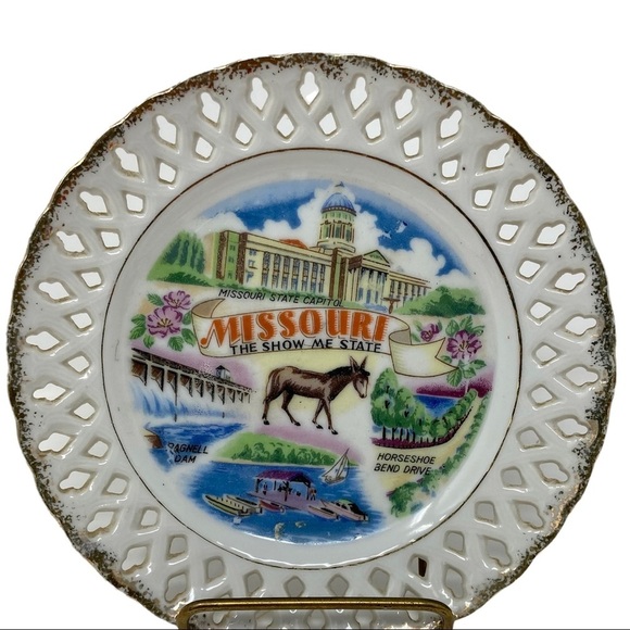 Vintage Mid 1900s Victoria China Missouri 6” - Picture 3 of 3